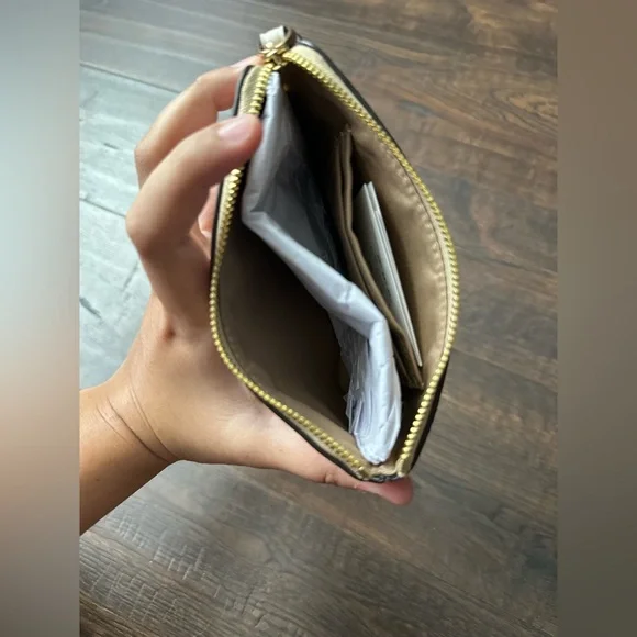 Coach Corner Zip Wristlet In Signature Canvas With Floral Print CR973 - Picture 3 of 4